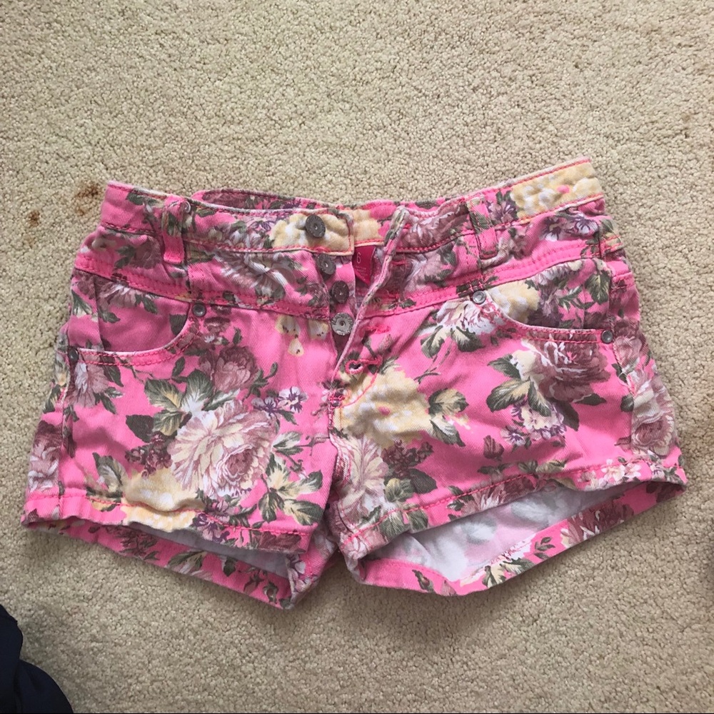 2/$13 💙floral high waisted shorts